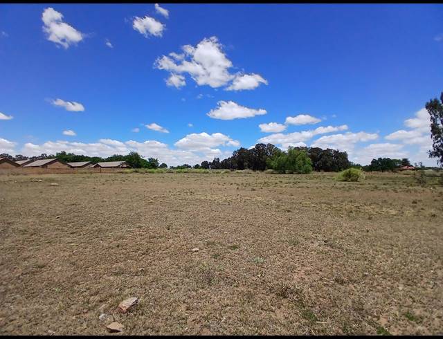 8,094M² VACANT LAND FOR SALE IN RIVERSDALE
